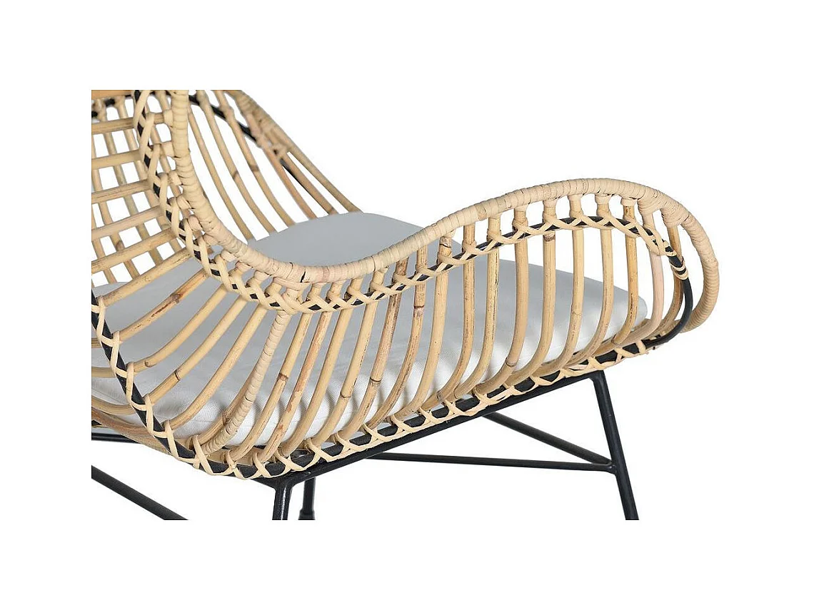 Ensemble de deux chaises en rotin avec coussins rembourrés