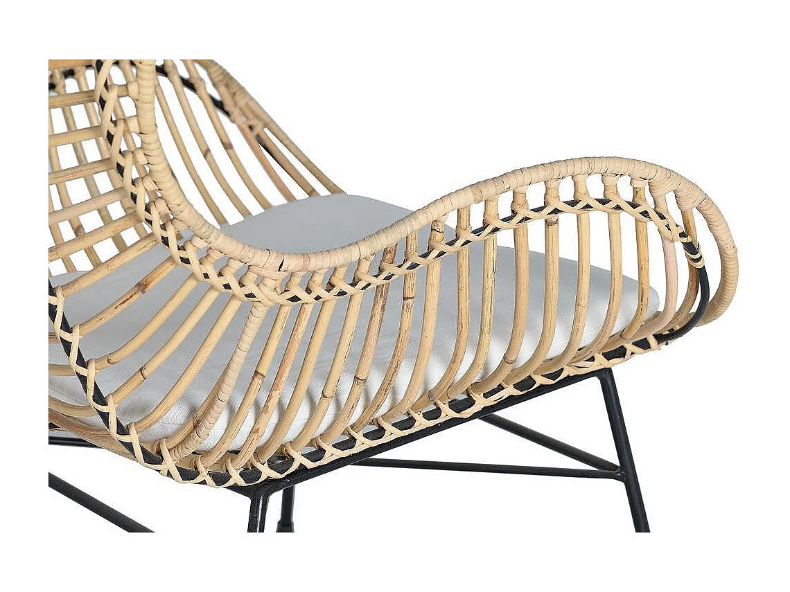 Set di due sedie in rattan con cuscini imbottiti