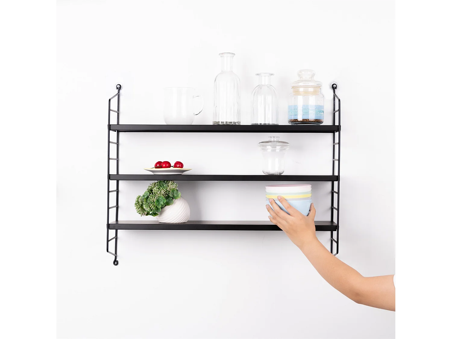 Étagère murale Strängnäs à 3 niveaux 50 x 60 x 15 cm Noir [en.casa]