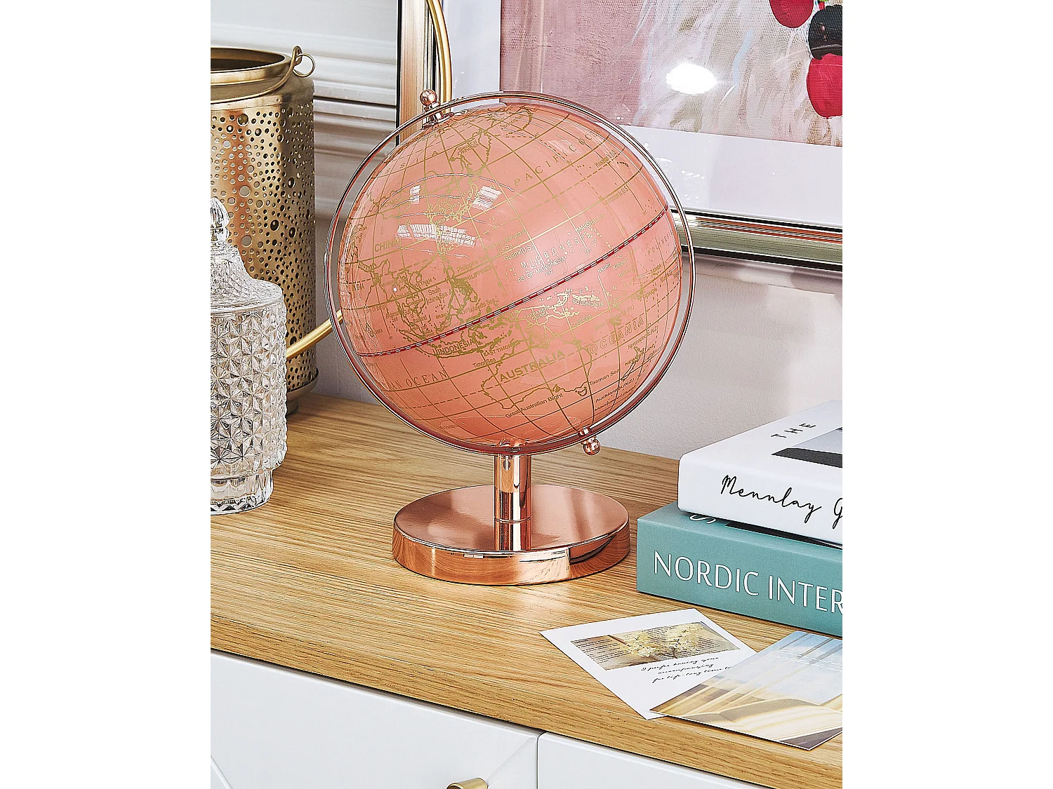 Moderner Tischglobus Rosa drehbar mit Metall-Standfuß in Roségold Cabot