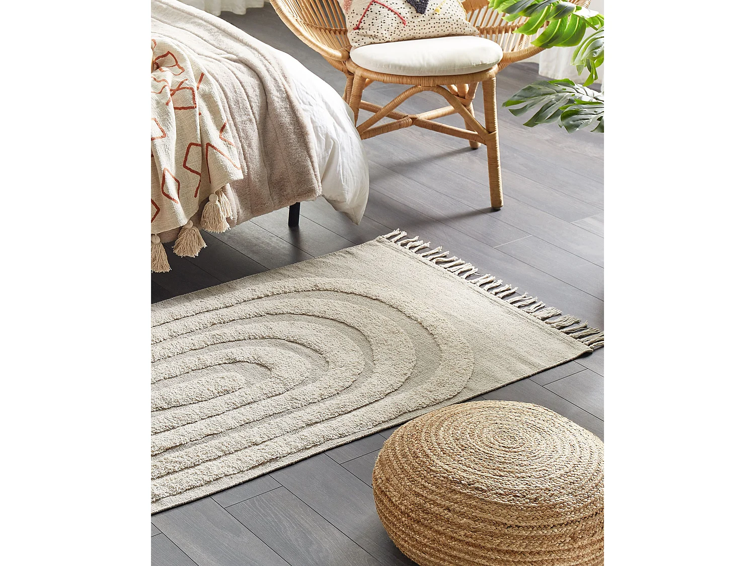 Teppich Baumwolle beige 80x150 cm Fransen geometrisches Muster Kurzflor Hakkari