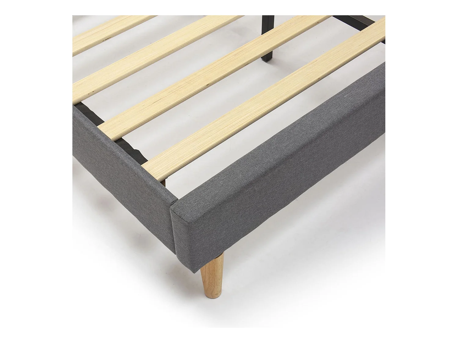 Gestoffeerd bedframe Esther van 30 cm, 135/140x190 cm, Donkergrijs
