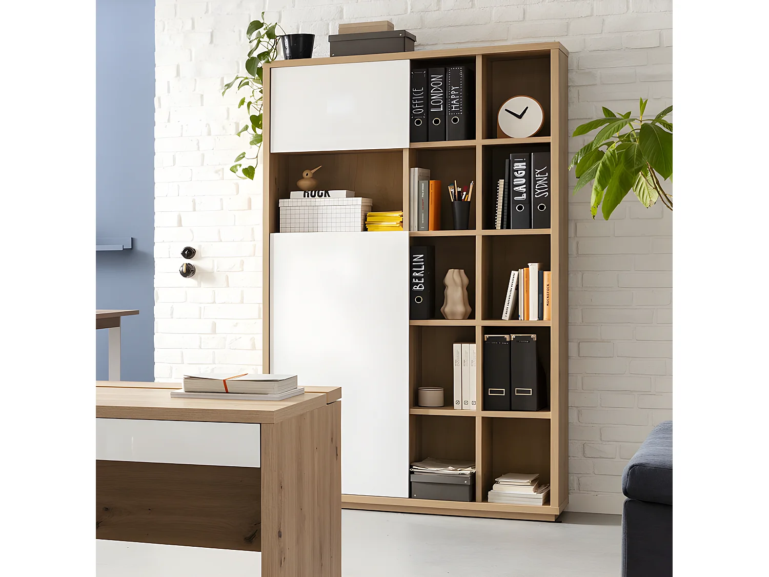 Bibliothèque H.199 cm 2 portes décor chêne et blanc laqué - ETHEL