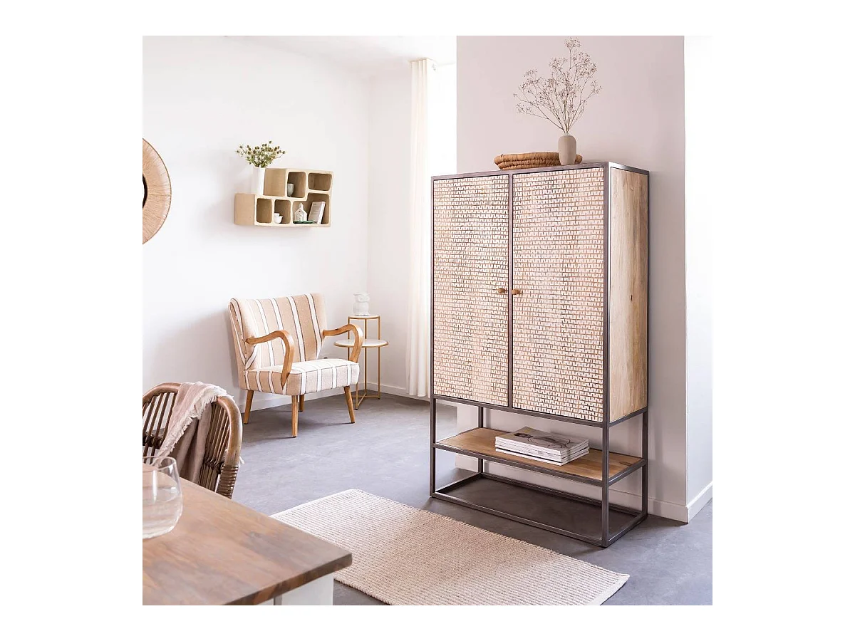 Armoire sculpté en bois de manguier et métal Luz