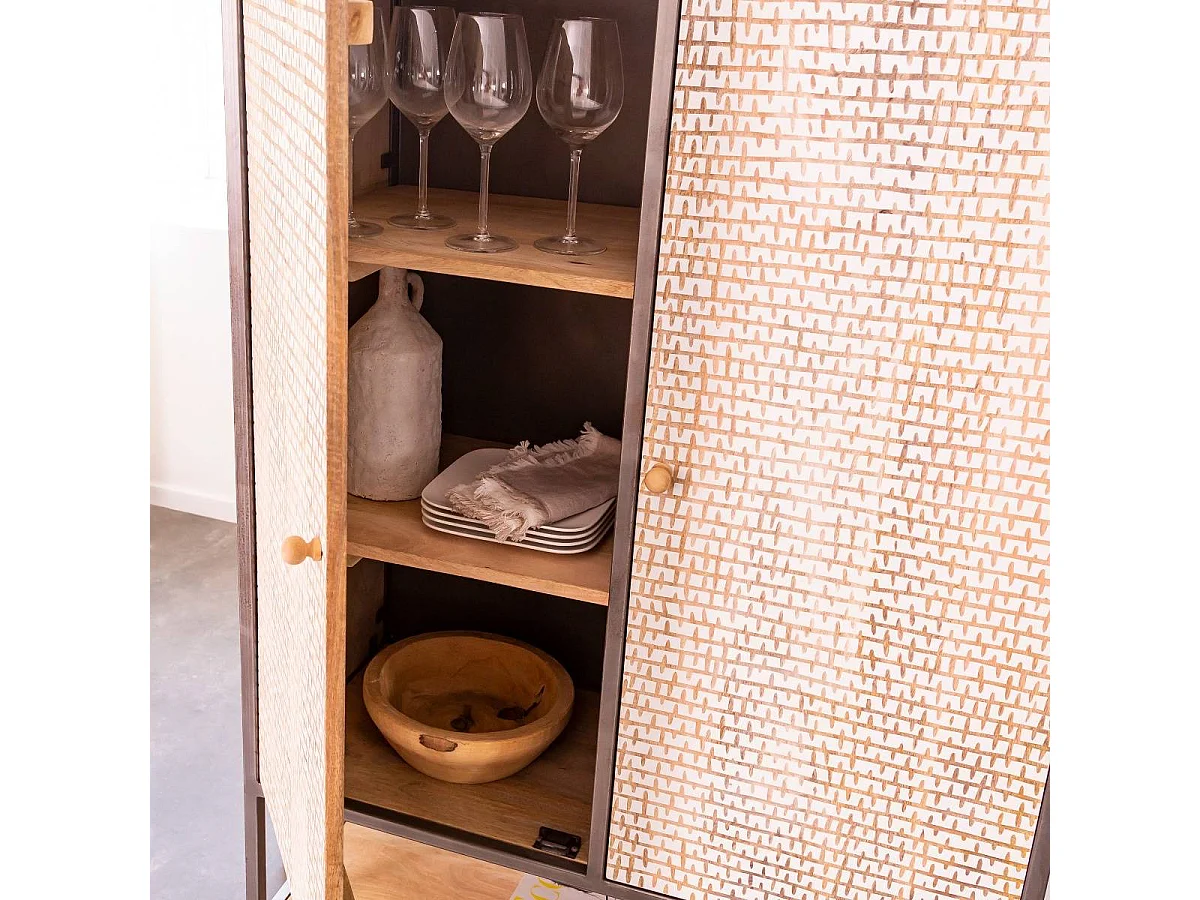 Armoire sculpté en bois de manguier et métal Luz