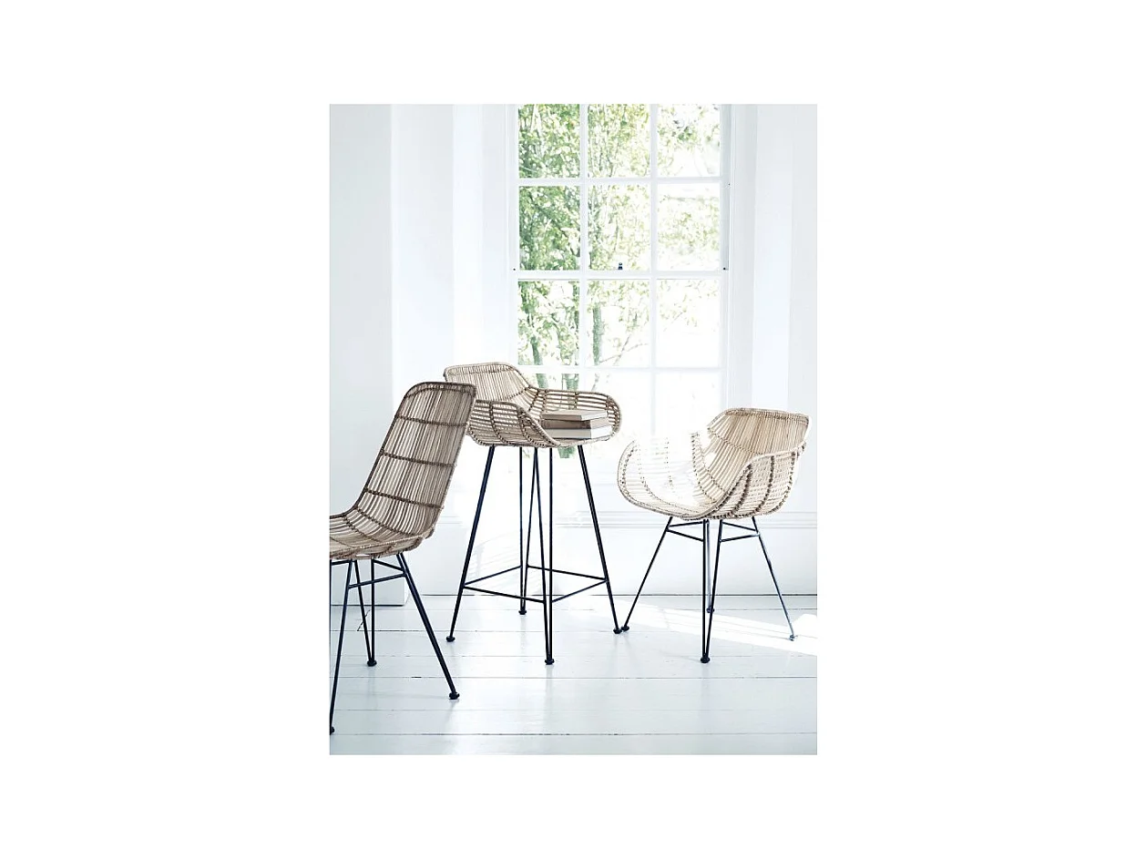 Lot de 2 fauteuils en rotin avec coussin et pieds métal noir - IBIZA