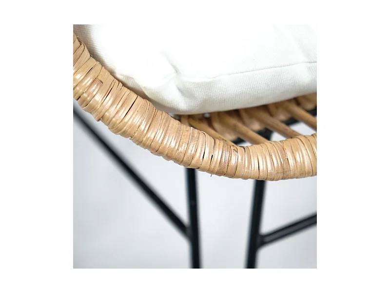 Lot de 2 fauteuils en rotin avec coussin et pieds métal noir - IBIZA