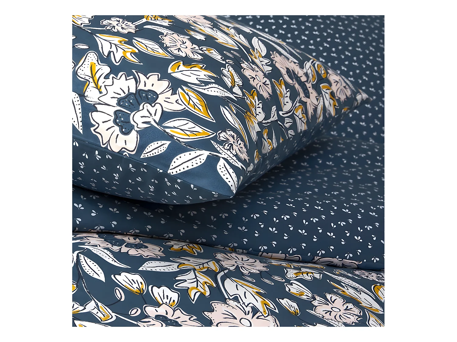 Parure de lit 2 personnes fleurie en percale 70 fils 240x220cm