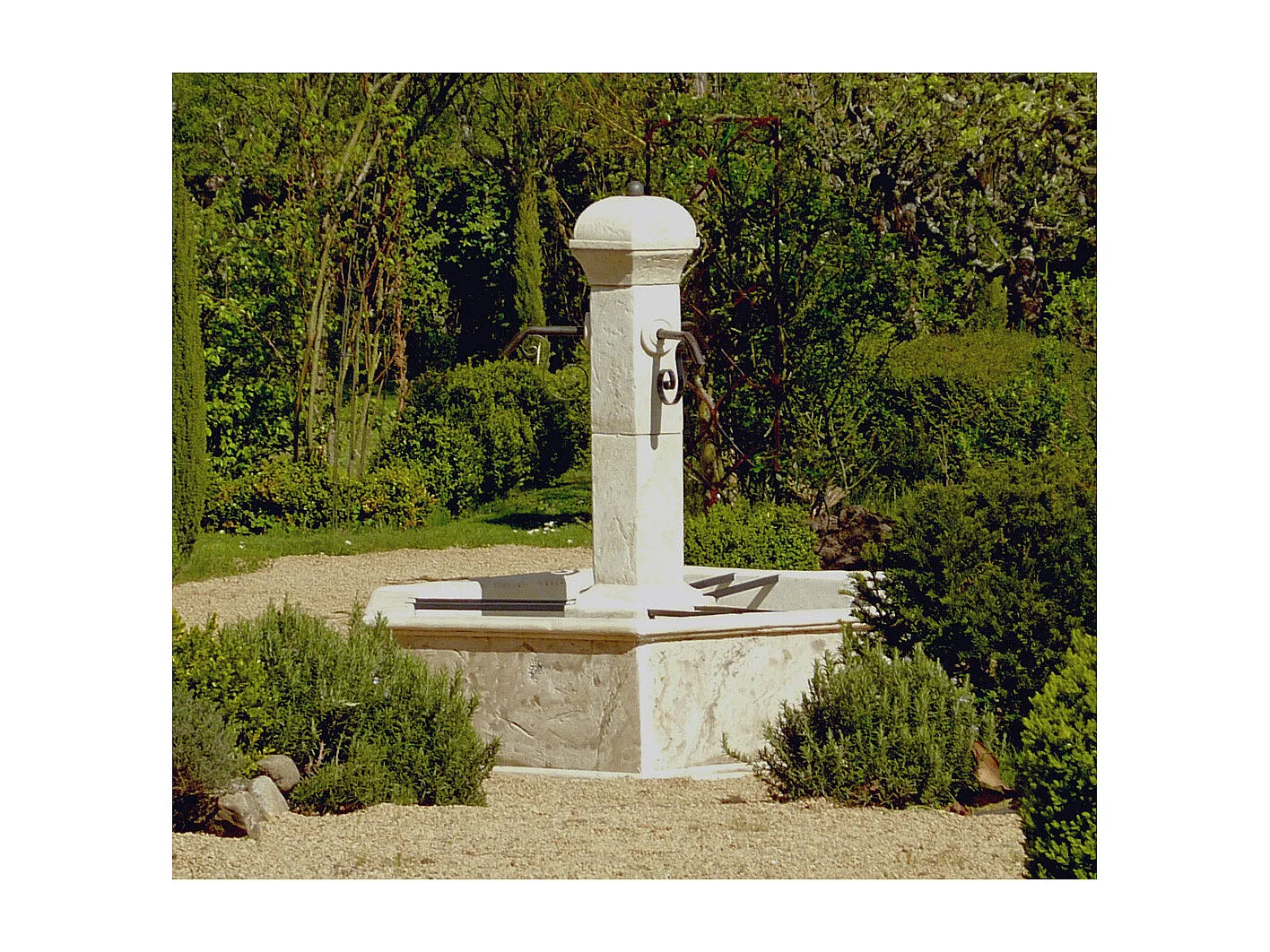 Fontaine "Séville"- Diamètre 180 x H.168 cm