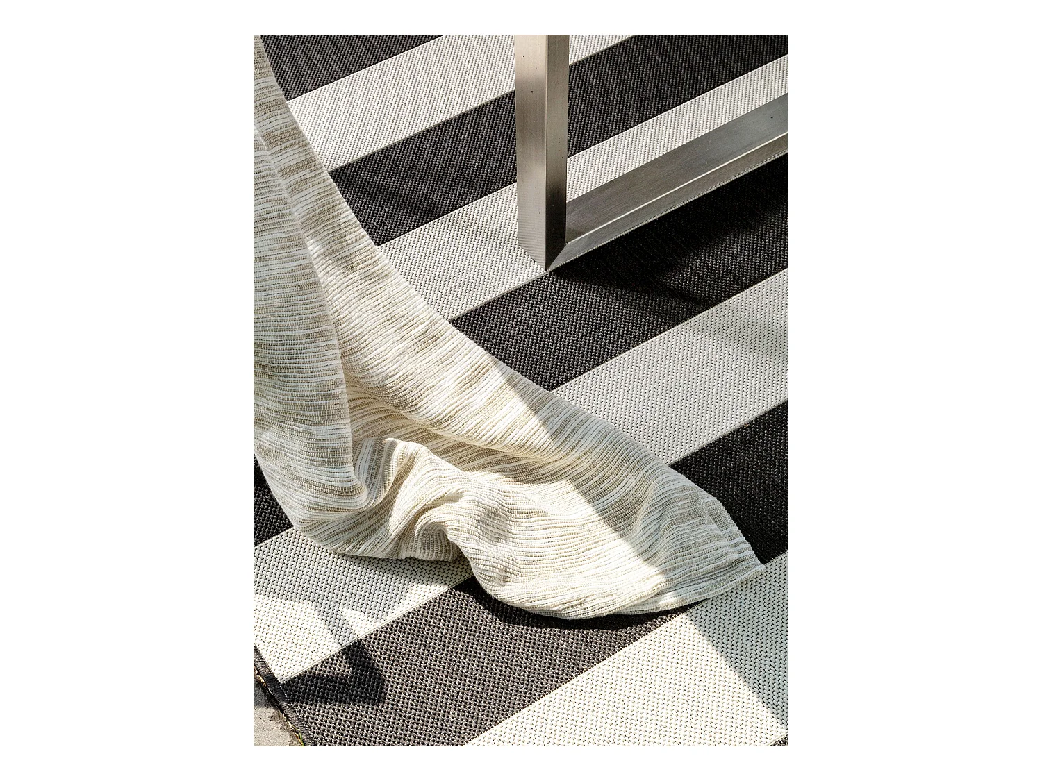 Tapis d'extérieur & intérieur Metro Noir 200x290 cm