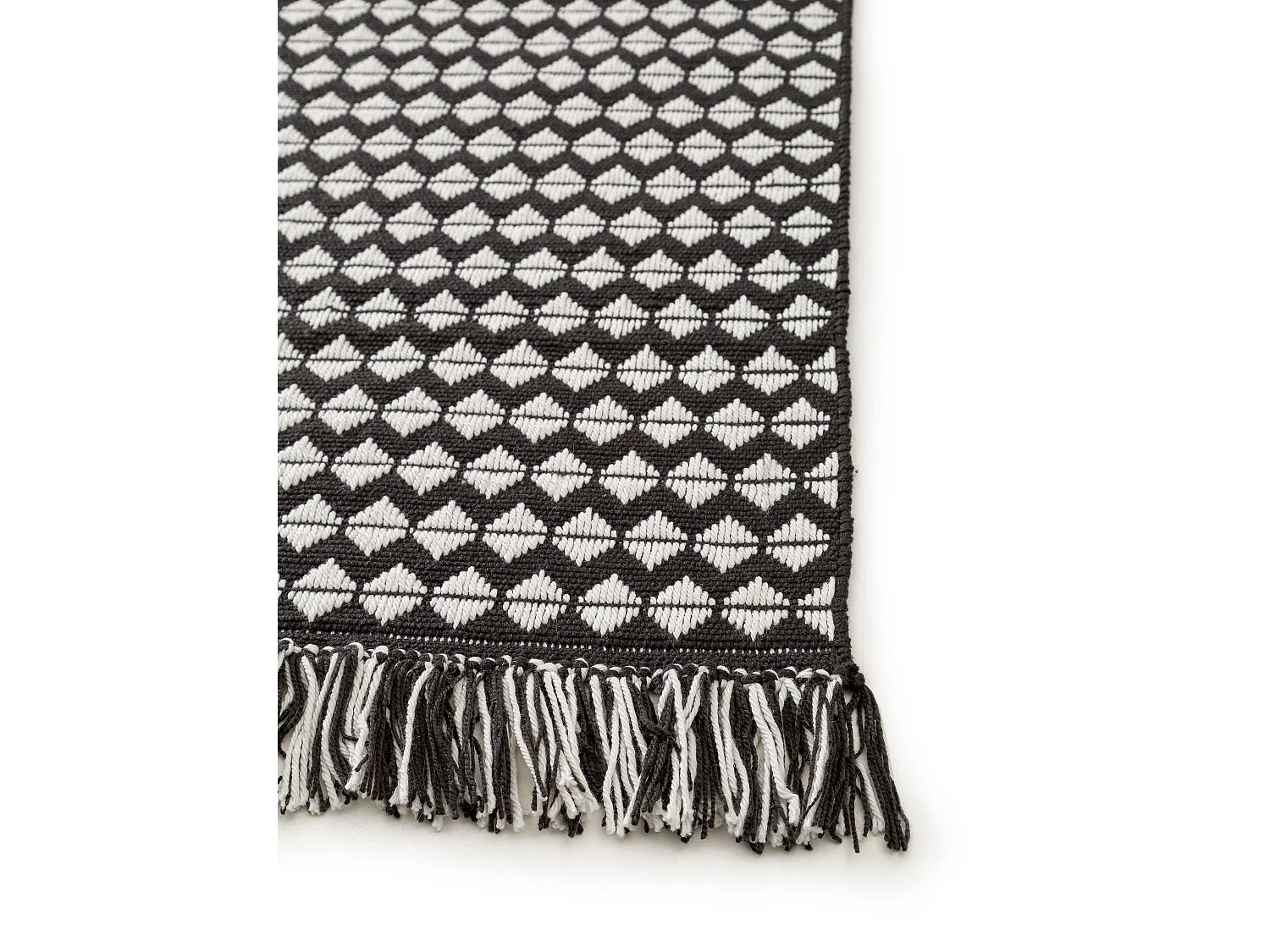 Tapis fabriqué à partir de matériaux recyclés Morty Noir & Blanc 80x150 cm