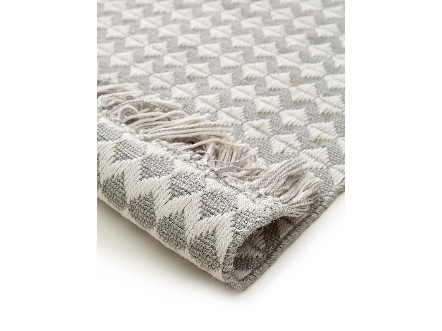 Tapis fabriqué à partir de matériaux recyclés Morty Gris 80x150 cm