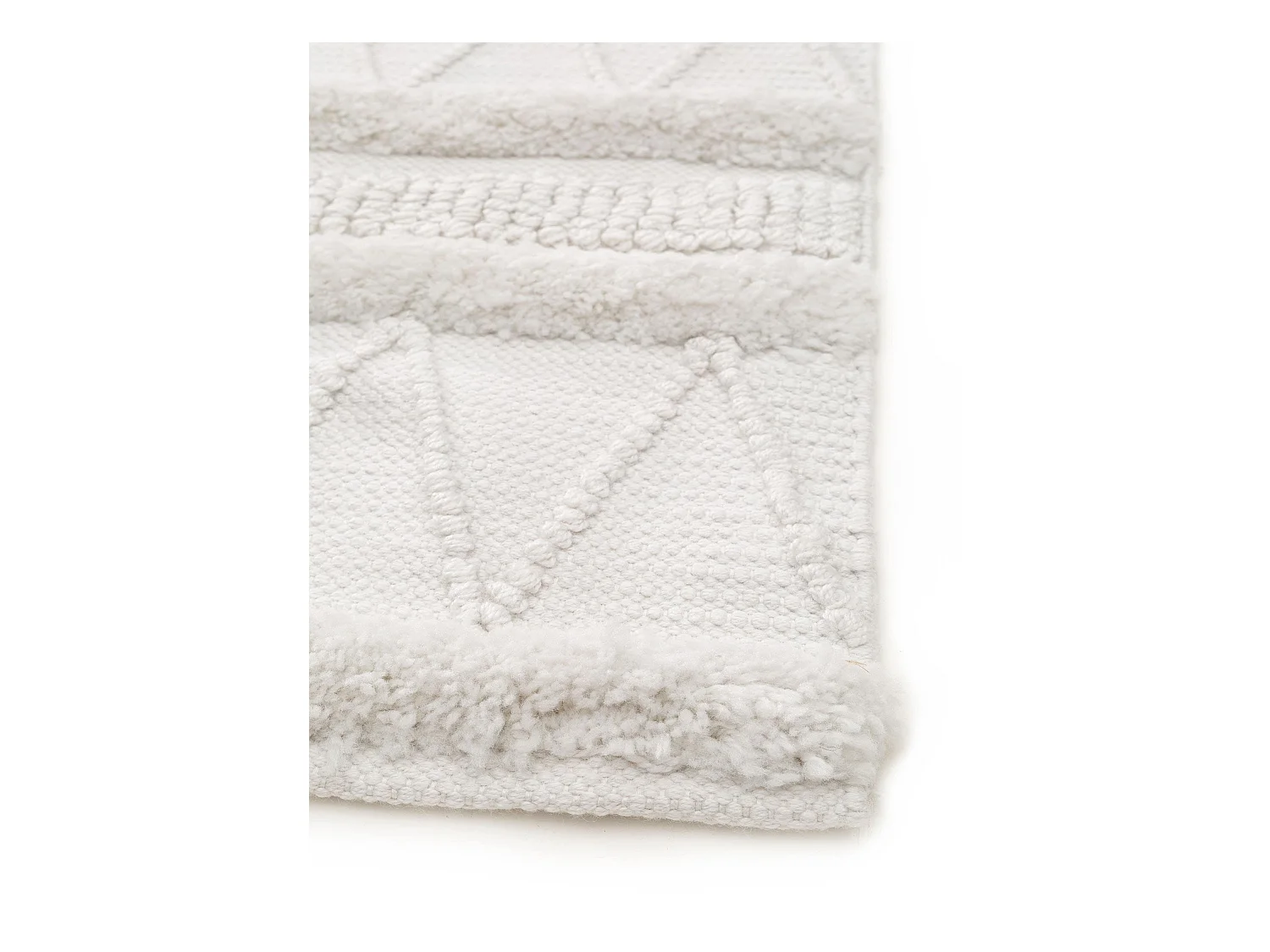 Tapis fabriqué à partir de matériaux recyclés Toni Ivory 160x230 cm