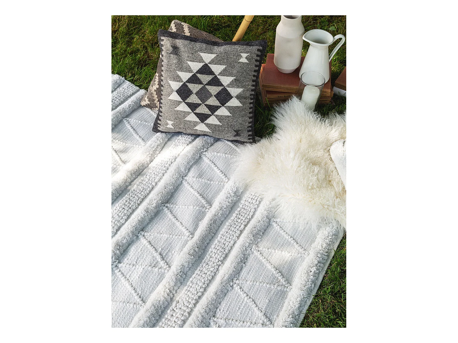 Tapis fabriqué à partir de matériaux recyclés Toni Ivory 200x300 cm