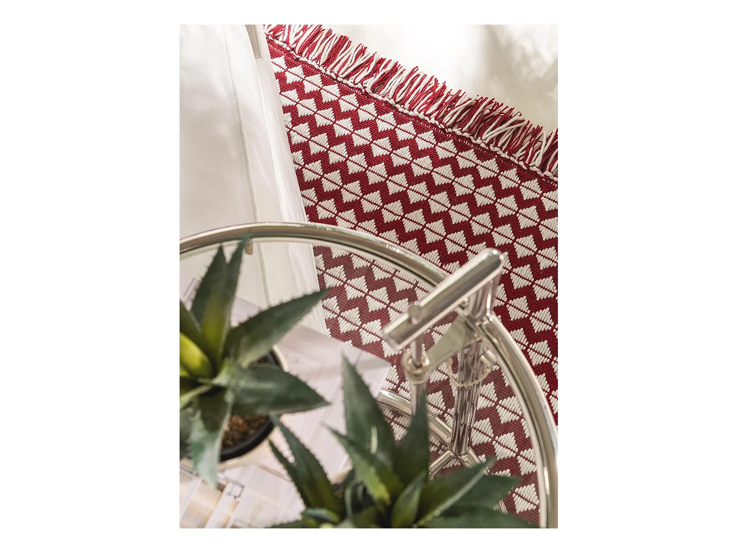 Tapis fabriqué à partir de matériaux recyclés Morty Rouge 200x300 cm