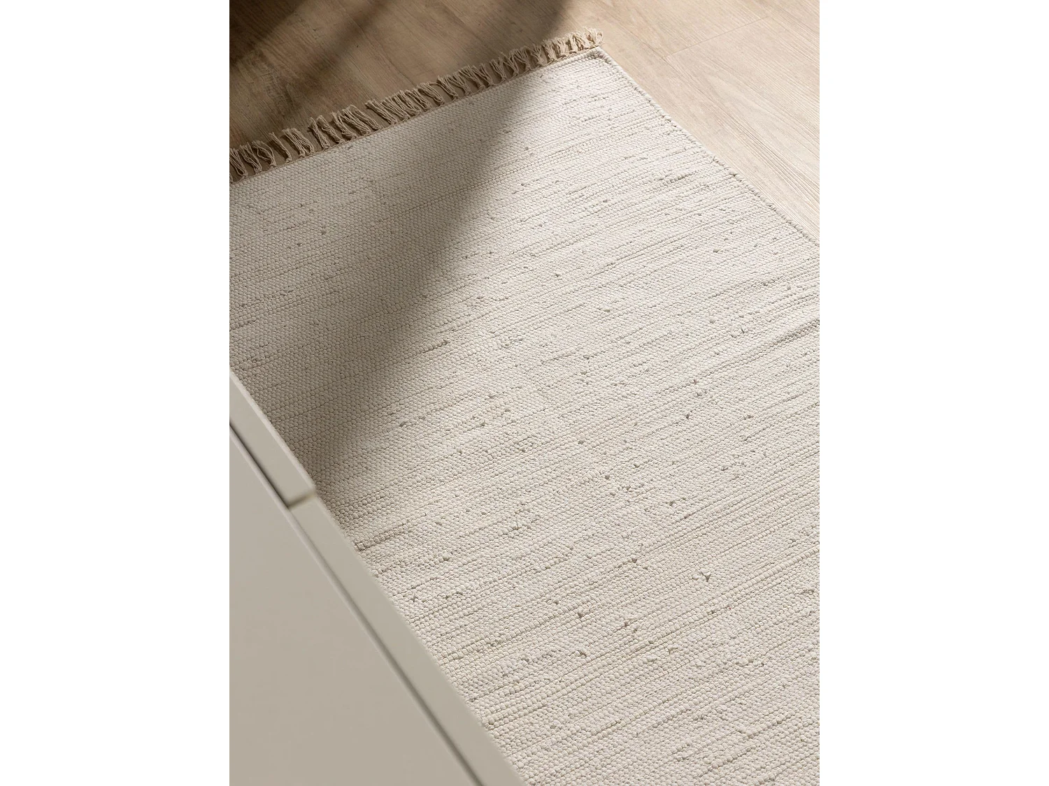 Tapis fabriqué à partir de matériaux recyclés Tom Blanc 70x200 cm