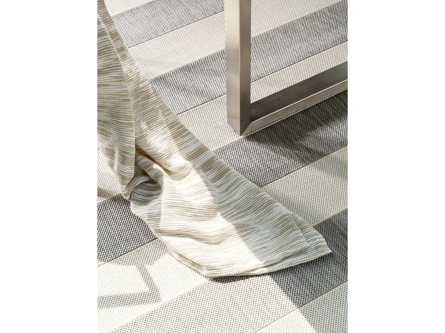 Tapis d'extérieur & intérieur Metro Gris 140x200 cm