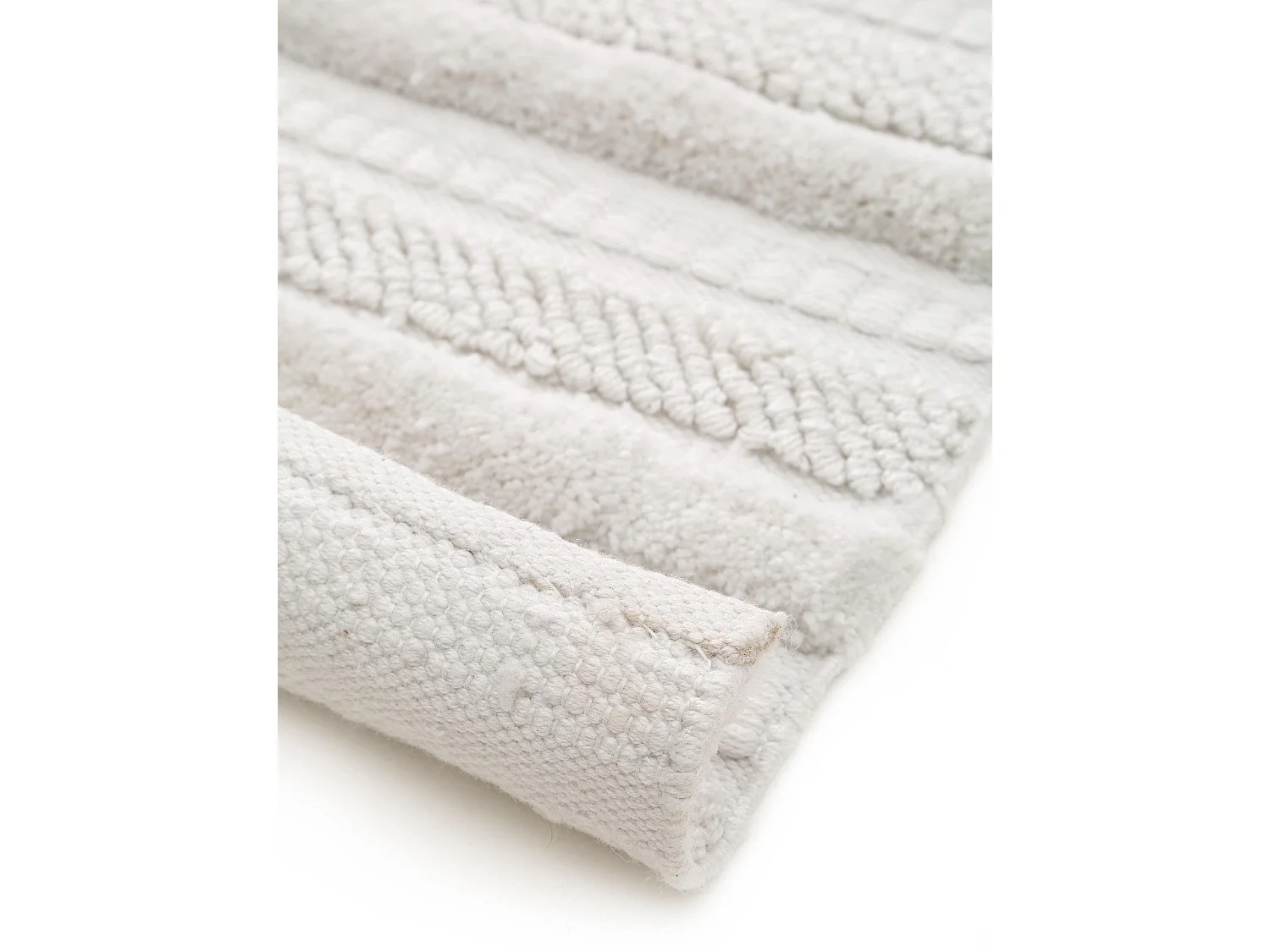 Tapis fabriqué à partir de matériaux recyclés Toni Ivory 80x150 cm