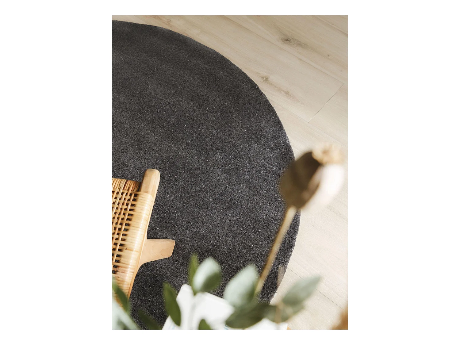 Tapis en laine rond Bent Anthracite ø 150 cm rond