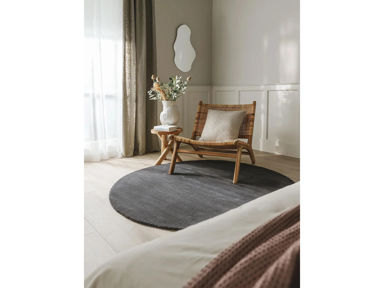 Tapis en laine rond Bent Anthracite ø 150 cm rond