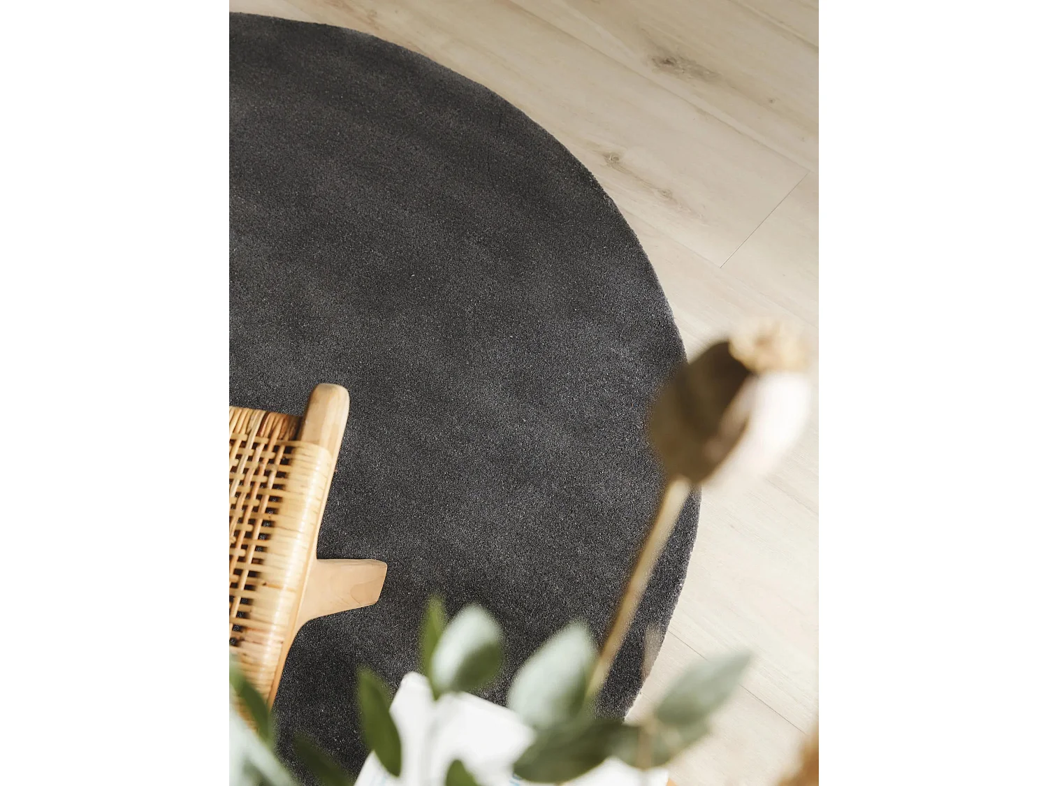 Tapis en laine rond Bent Anthracite ø 150 cm rond