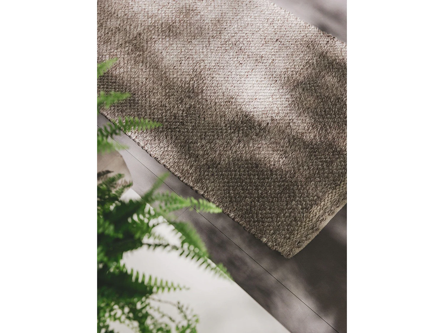 Tapis fabriqué à partir de matériaux recyclés Kiah Crème/Taupe 70x200 cm