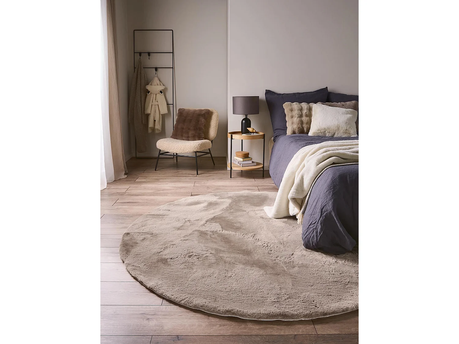 Tapis de fourrure Dave Taupe ø 180 cm rond