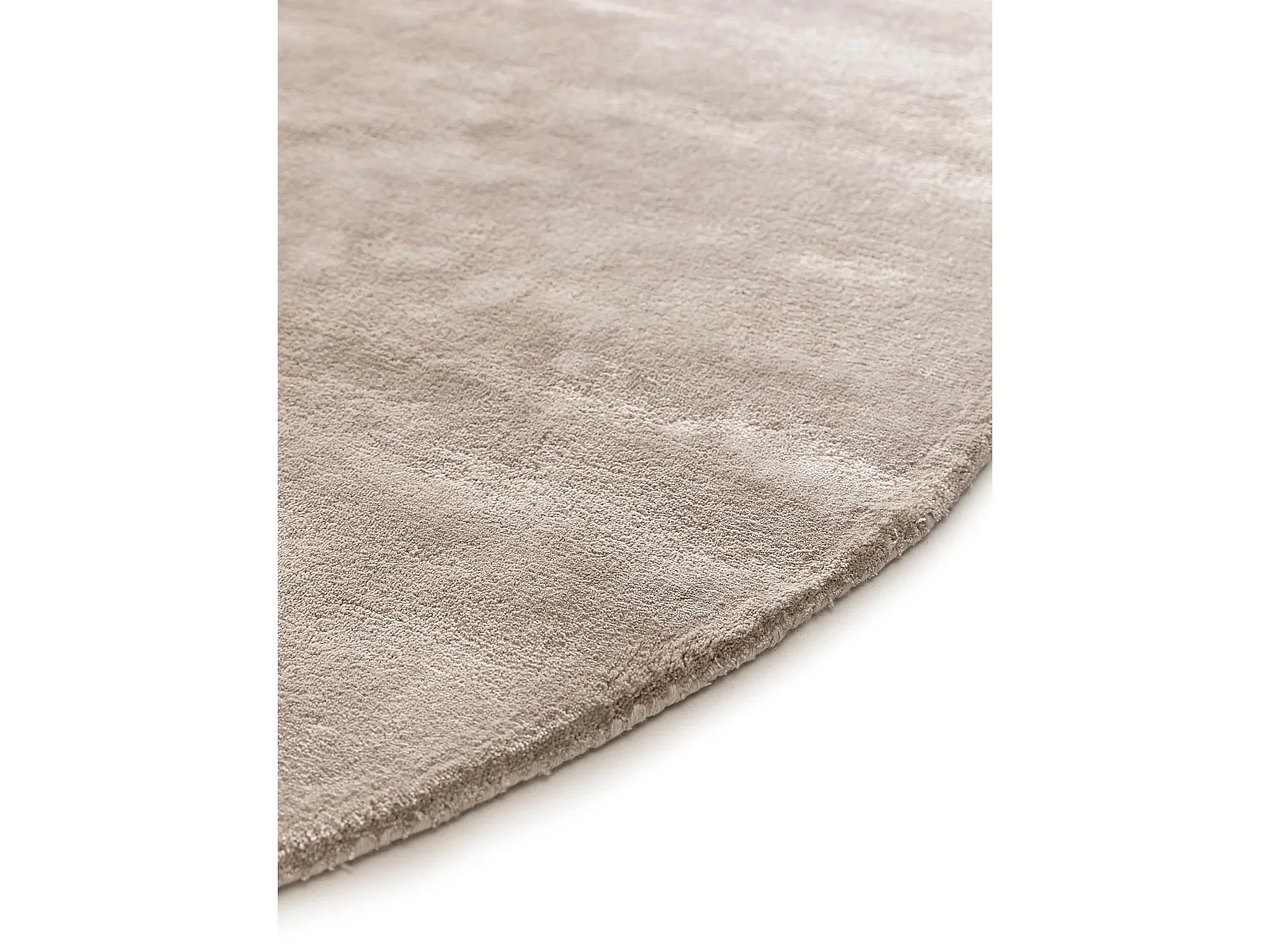 Tapis en viscose Ovale Nela Taupe 150x230 cm