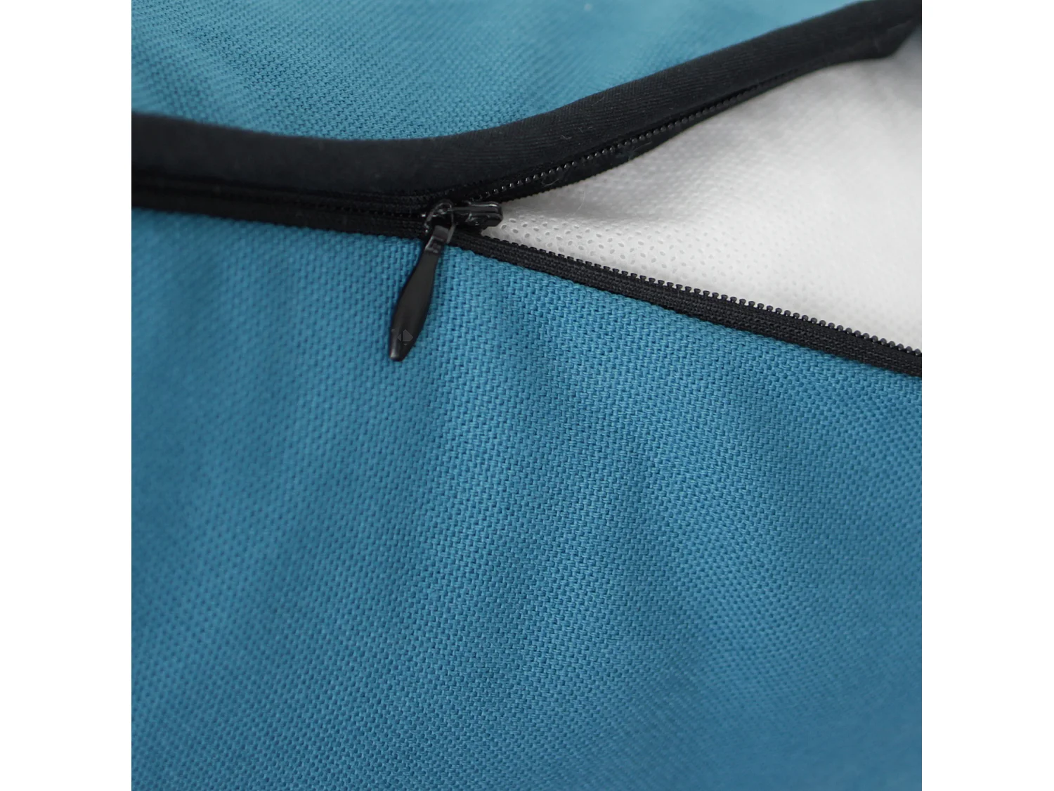 Housse de coussin 50x50 cm MONTSEGUR bleu Prusse