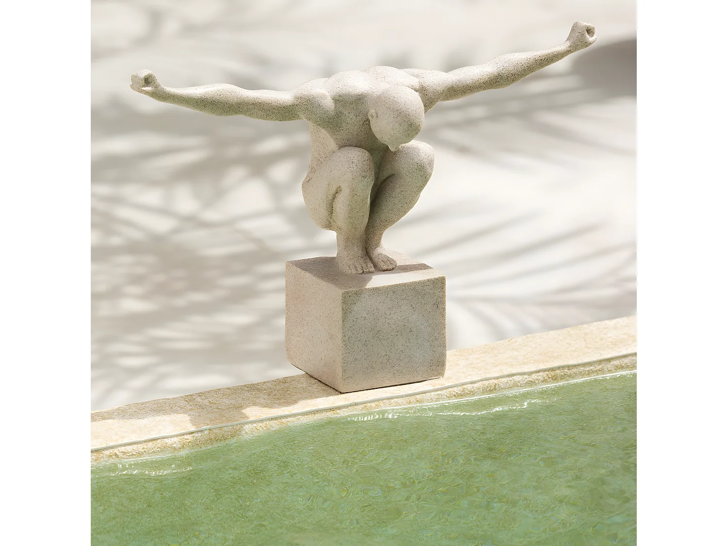 Statuette Déco sur Socle "Athlète" 32cm Beige