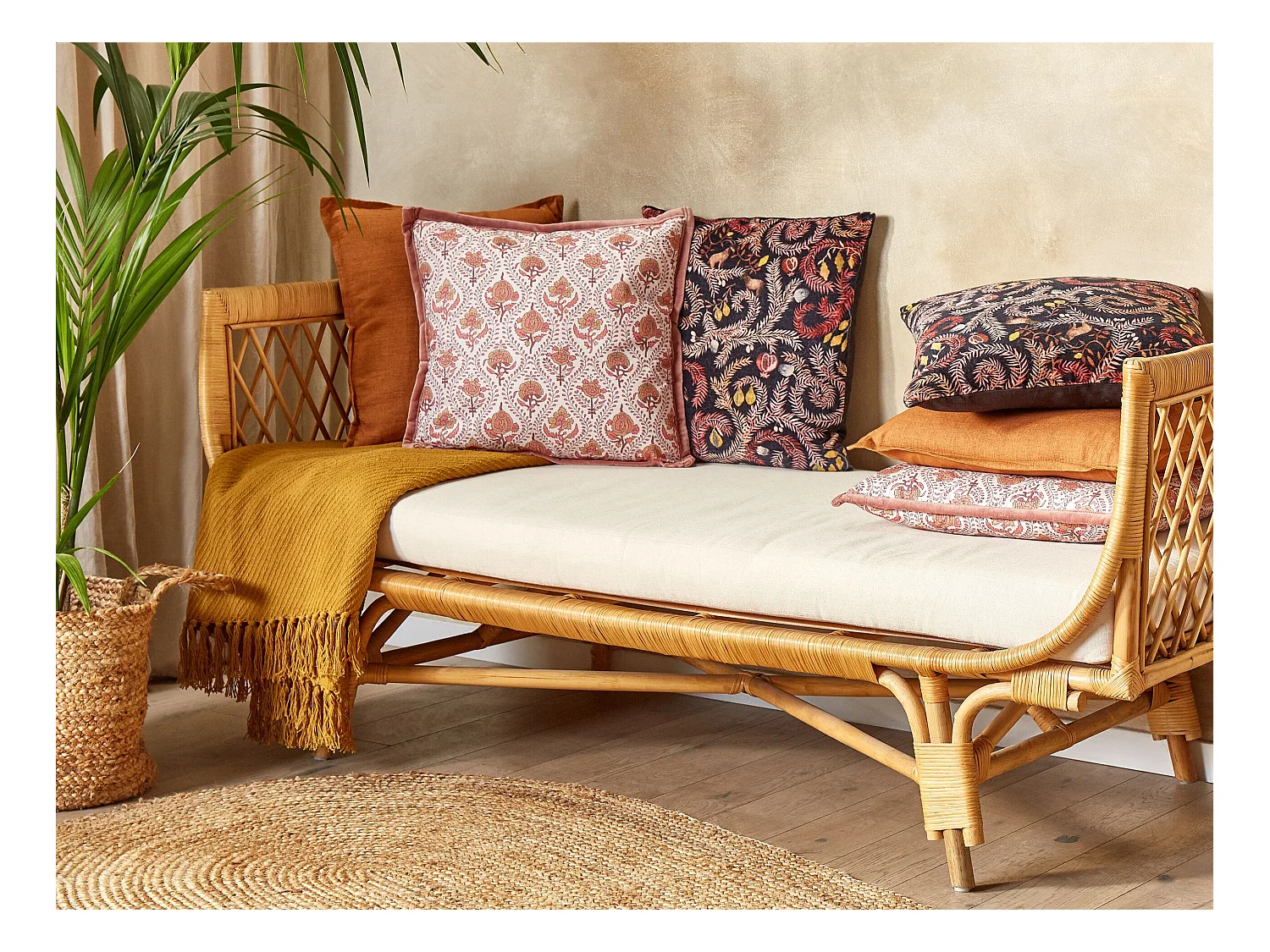 Lot de 2 coussins décoratifs PICEA Velours 45 x 45 cm Rouge Motif floral