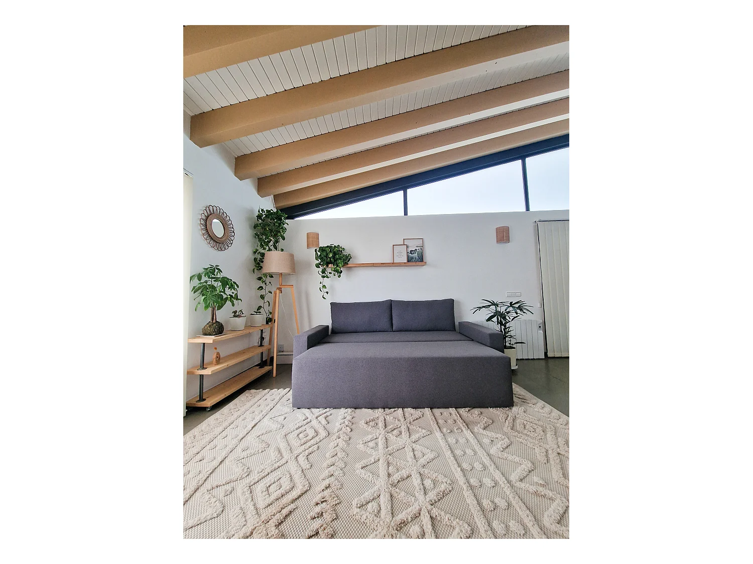 Canapé-lit CLOUD gris clair convertible en lit, bahut. ouverture coulissante. 225x92x92cm