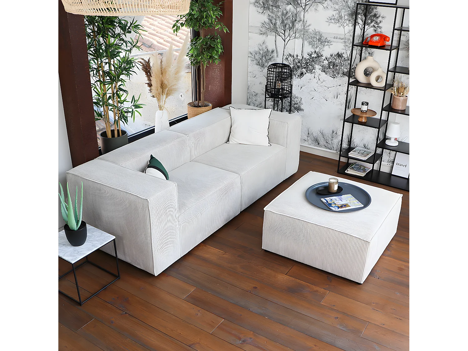 Canapé modulable 3 places avec pouf en velours côtelé beige - Roma - Fabriqué en France