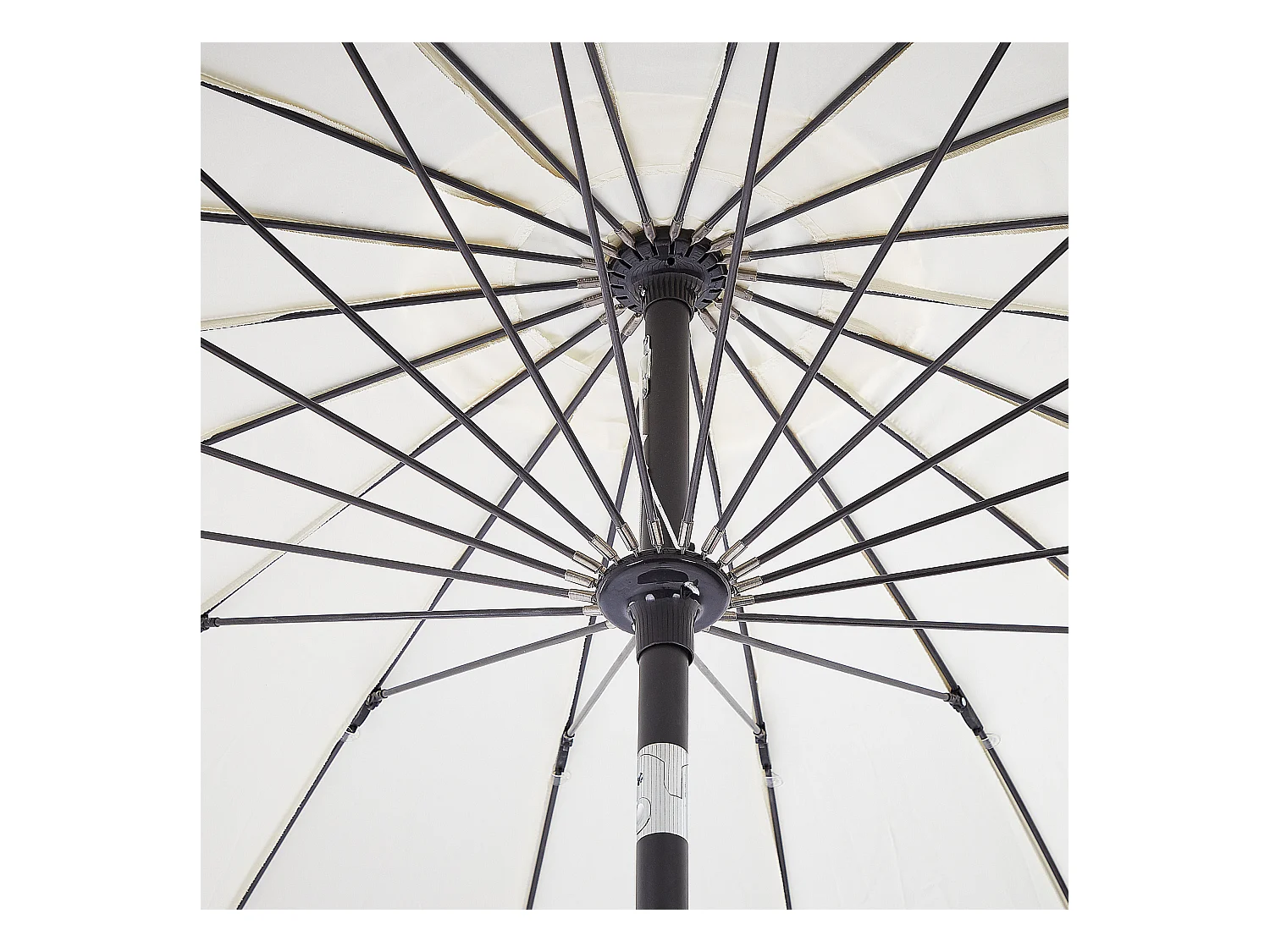 Sonnenschirm beige rund ⌀ 255 cm verstellbar mit Kurbel Aluminiumgestell Baia