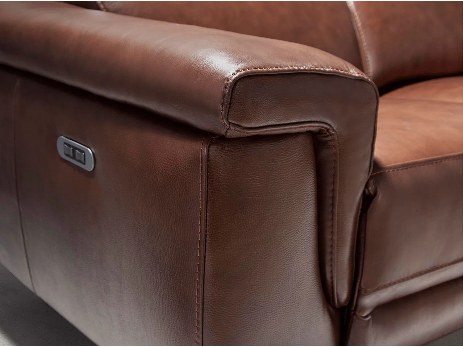 2 zitsbank in bruin leer 6116 ANGEL CERDA