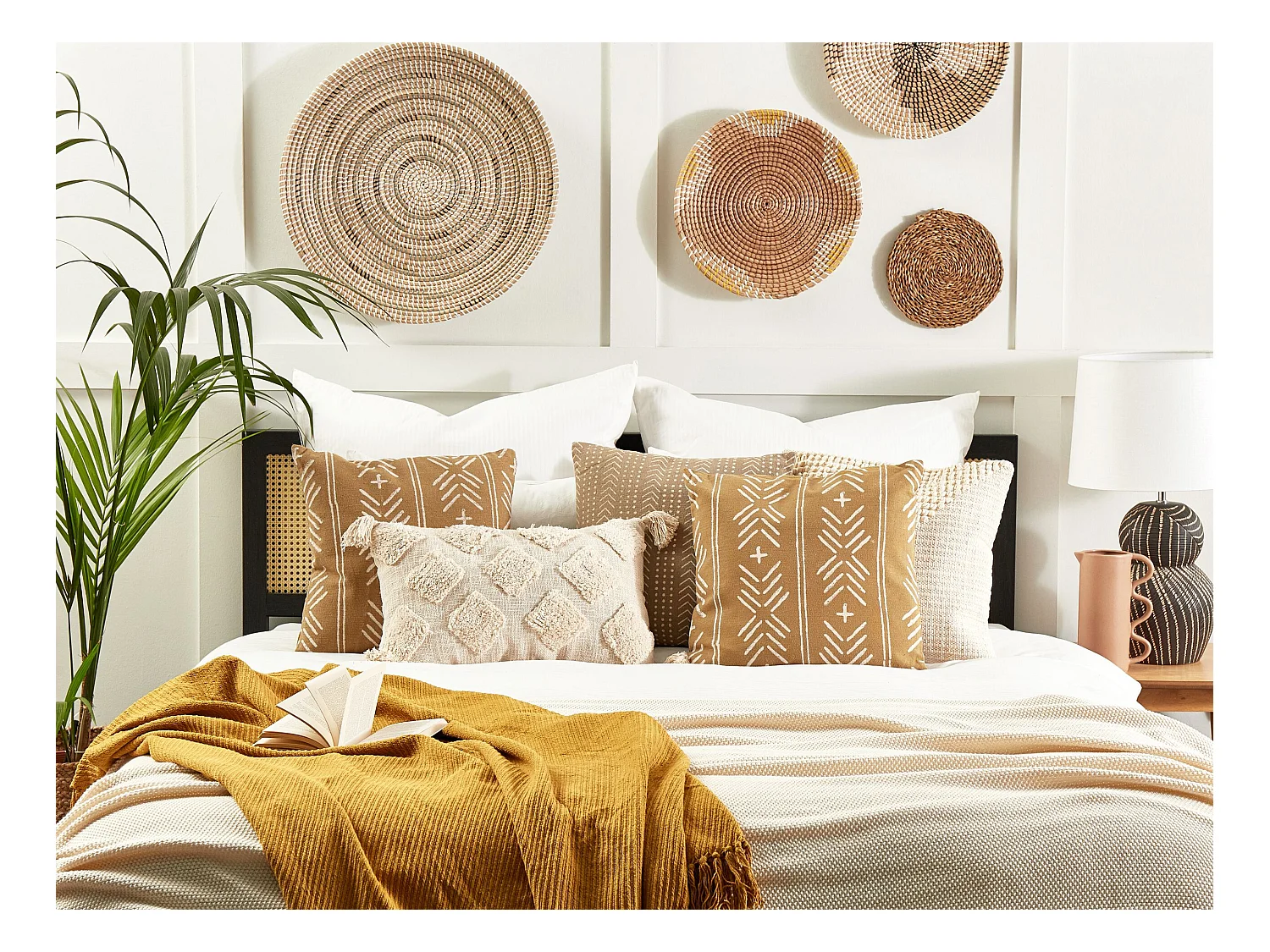 Dekokissen 2er Set mit Füllung geometrisch Baumwolle beige / weiß 45x45cm Banyan