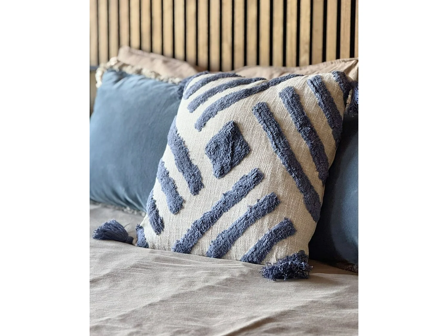 Coussin JACARANDA Coton 45 x 45 cm Bleu Motif géométrique