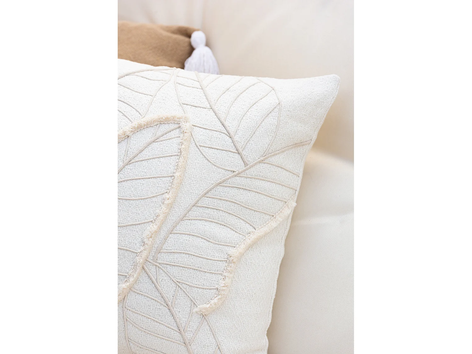 Coussin Déco Feuilles "Lara" 43x43cm Blanc