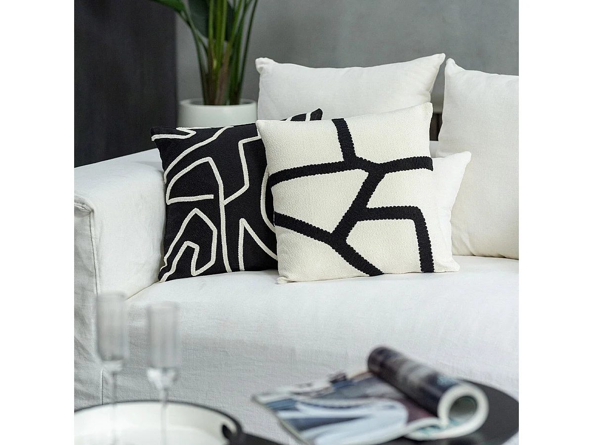 Coussin Déco "Ligne" 43x43cm Blanc & Noir