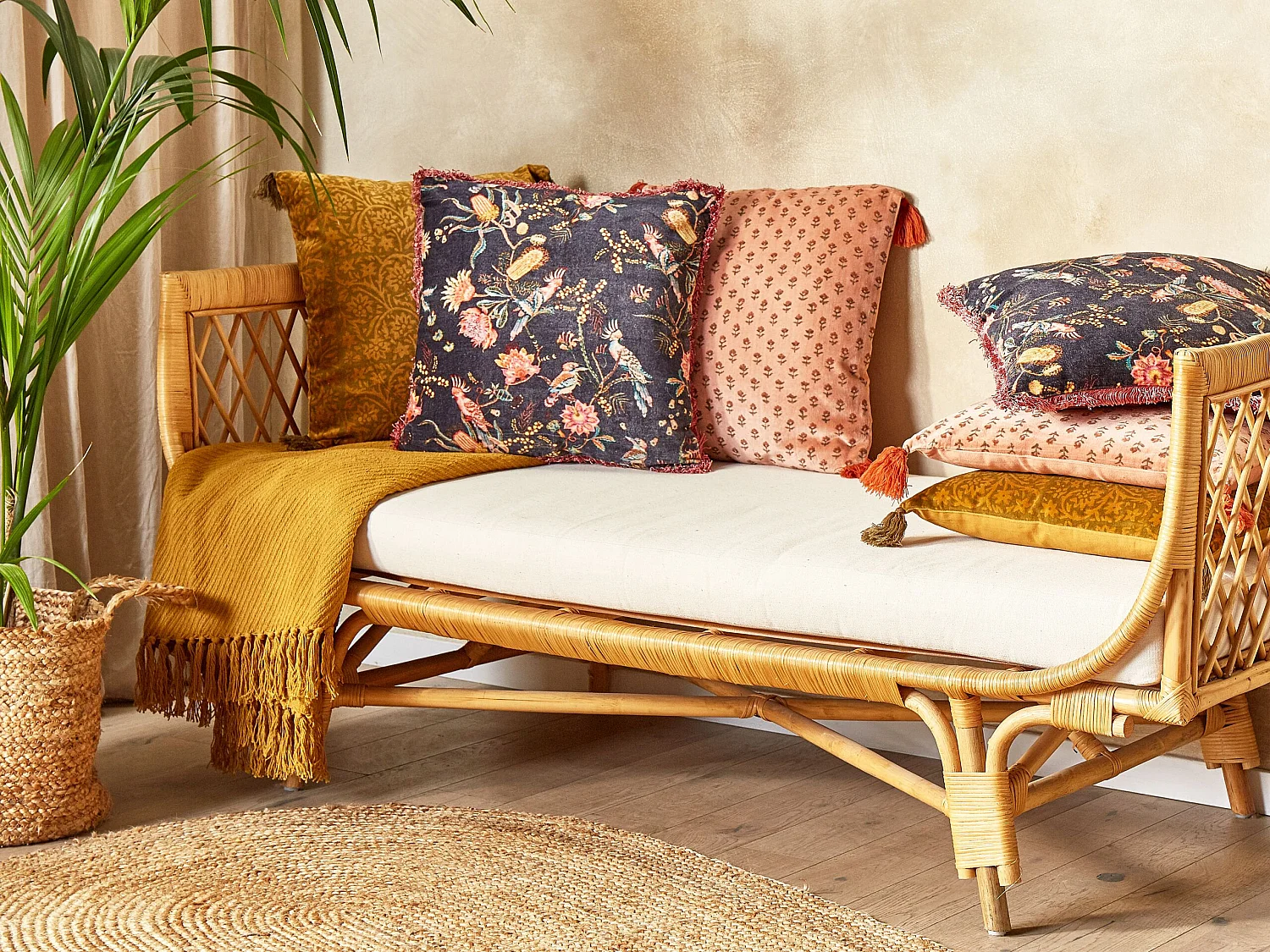 Set van 2 decoratieve kussens MORUS Fluweel 45 x 45 cm Zwart Bloempatroon