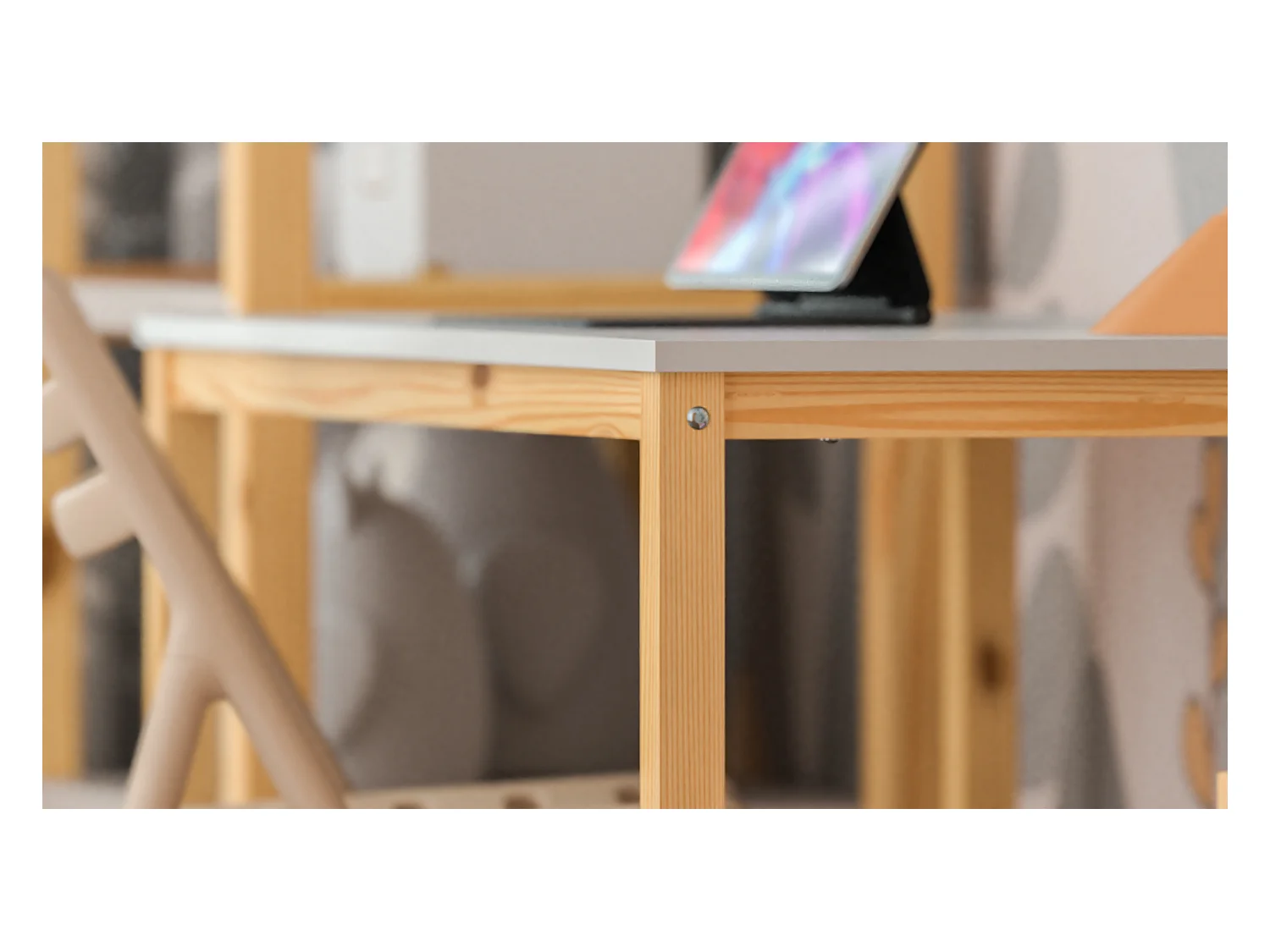 Bureau enfant en pin massif 100x50 noir