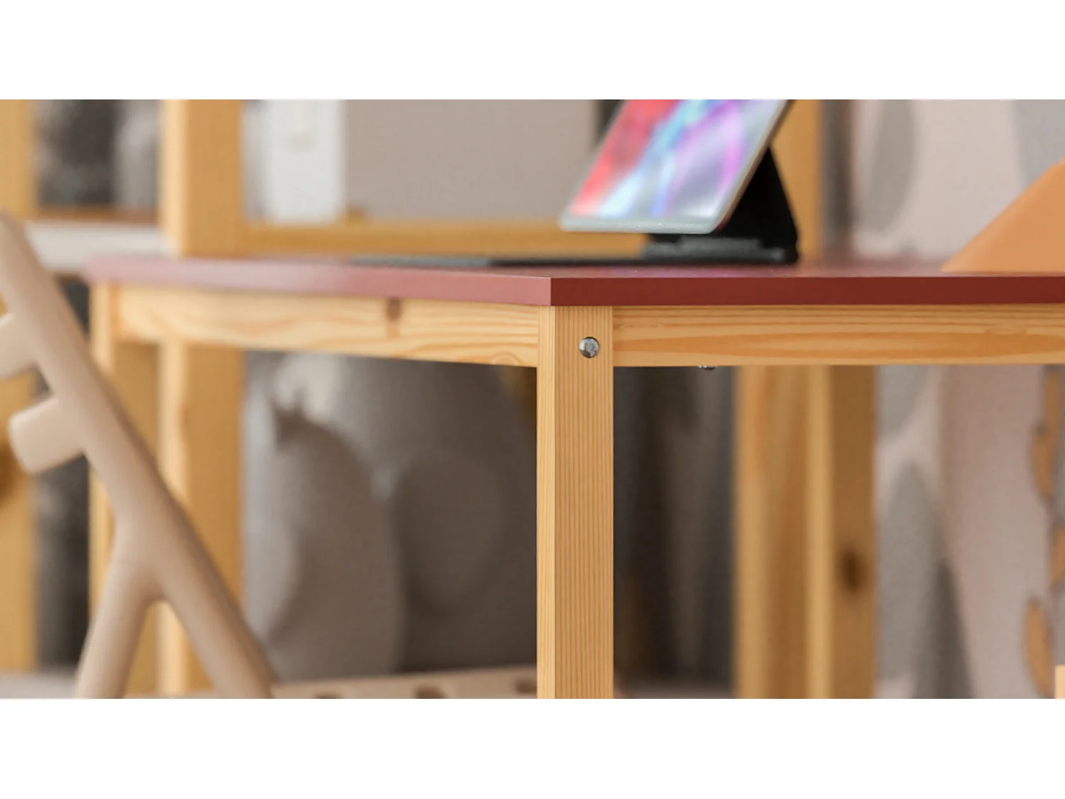 Bureau enfant en pin massif 120x60 beige