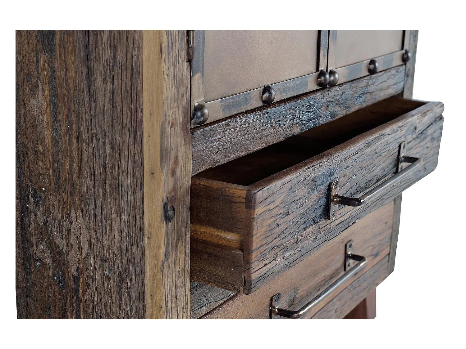 Sideboard aus recyceltem Holz und Metall