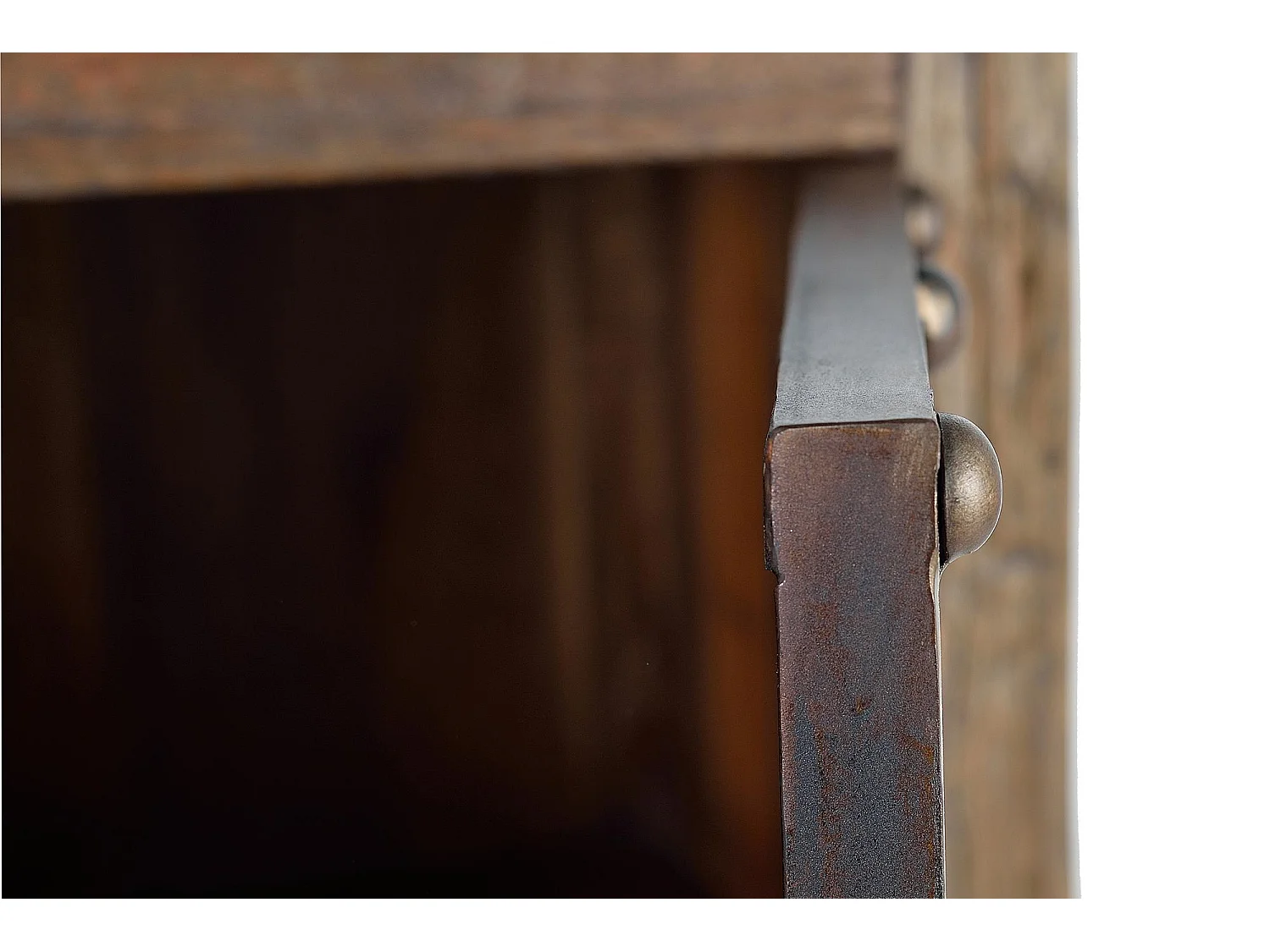 Buffet en bois récupéré et métal