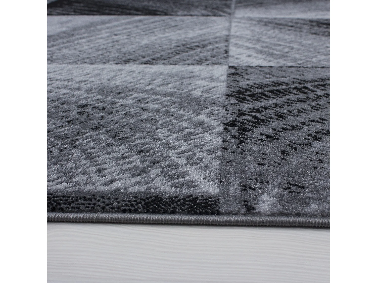 CARREAUX - Tapis à motifs carreaux en damier - Noir et Gris 200 x 290 cm