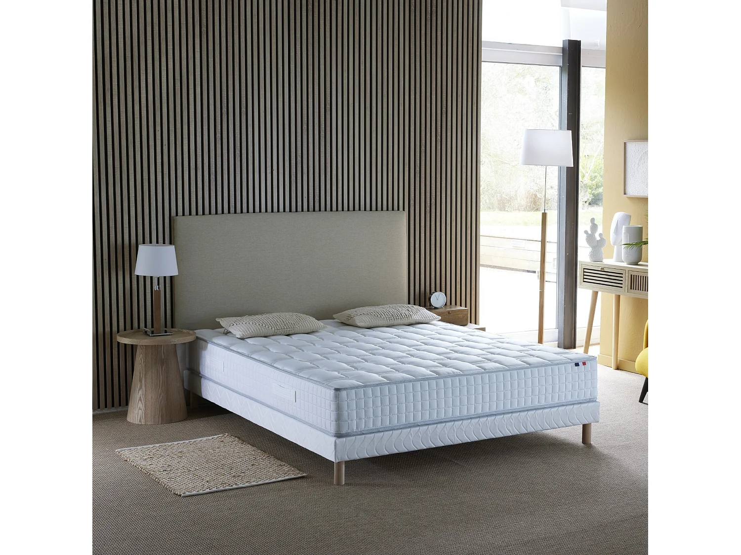 Ensemble literie : matelas à ressorts ODYSSEE et mémoire de forme avec sommier - Qualité française Dimensions - 140 x 190 cm, Sommier - Blanc