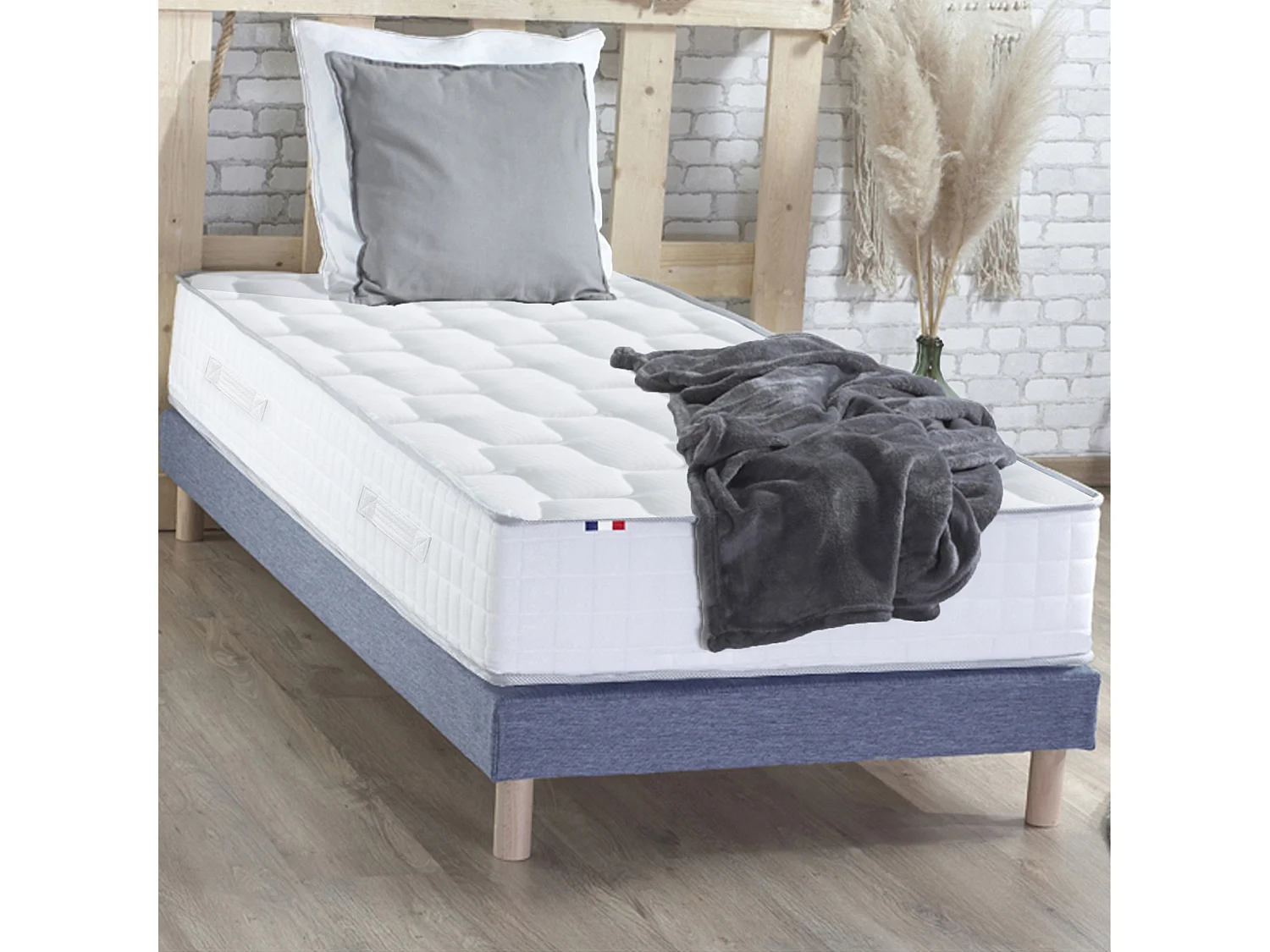 Ensemble literie : matelas à ressorts ODYSSEE et mémoire de forme avec sommier - Qualité française Dimensions - 90 x 190 cm, Sommier - Bleu denim