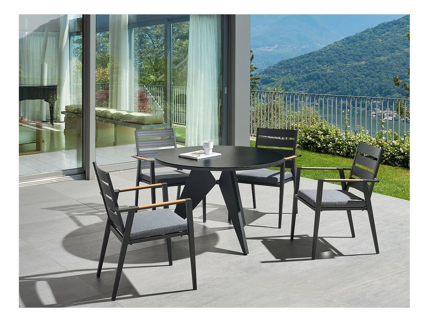 Tuin eettafel OLMETTO 83 cm 110 cm Glas Zwart