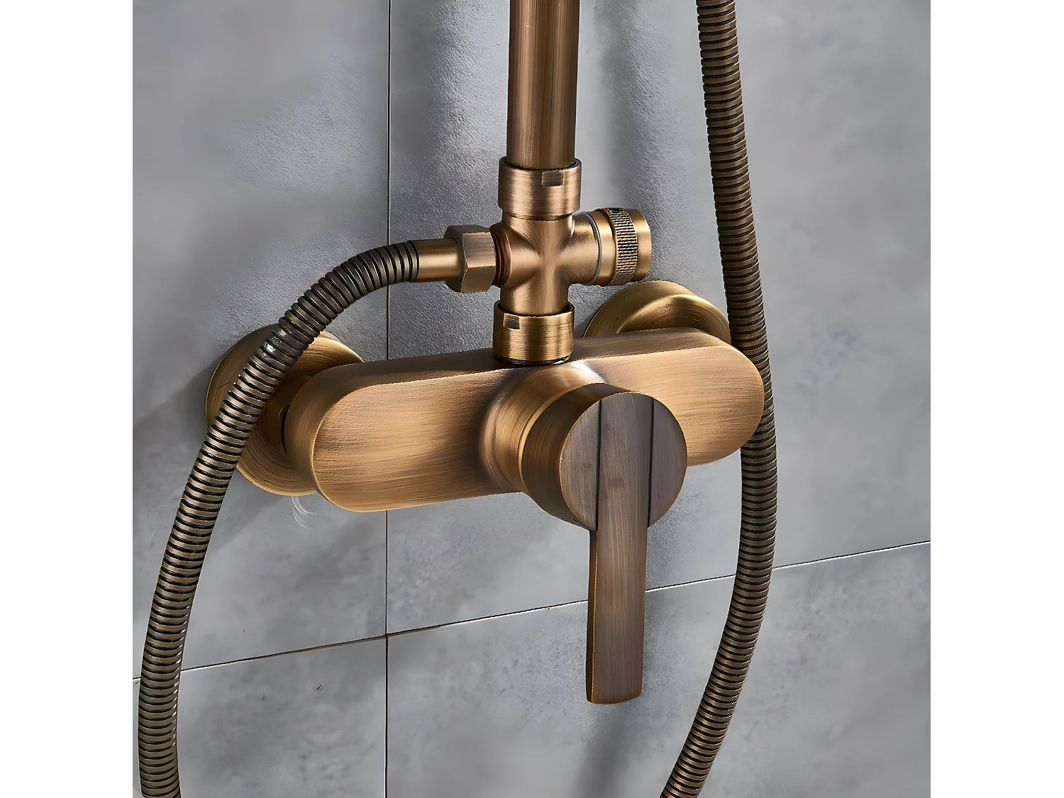 Columna de ducha monomando retro SENISE dorado envejecido