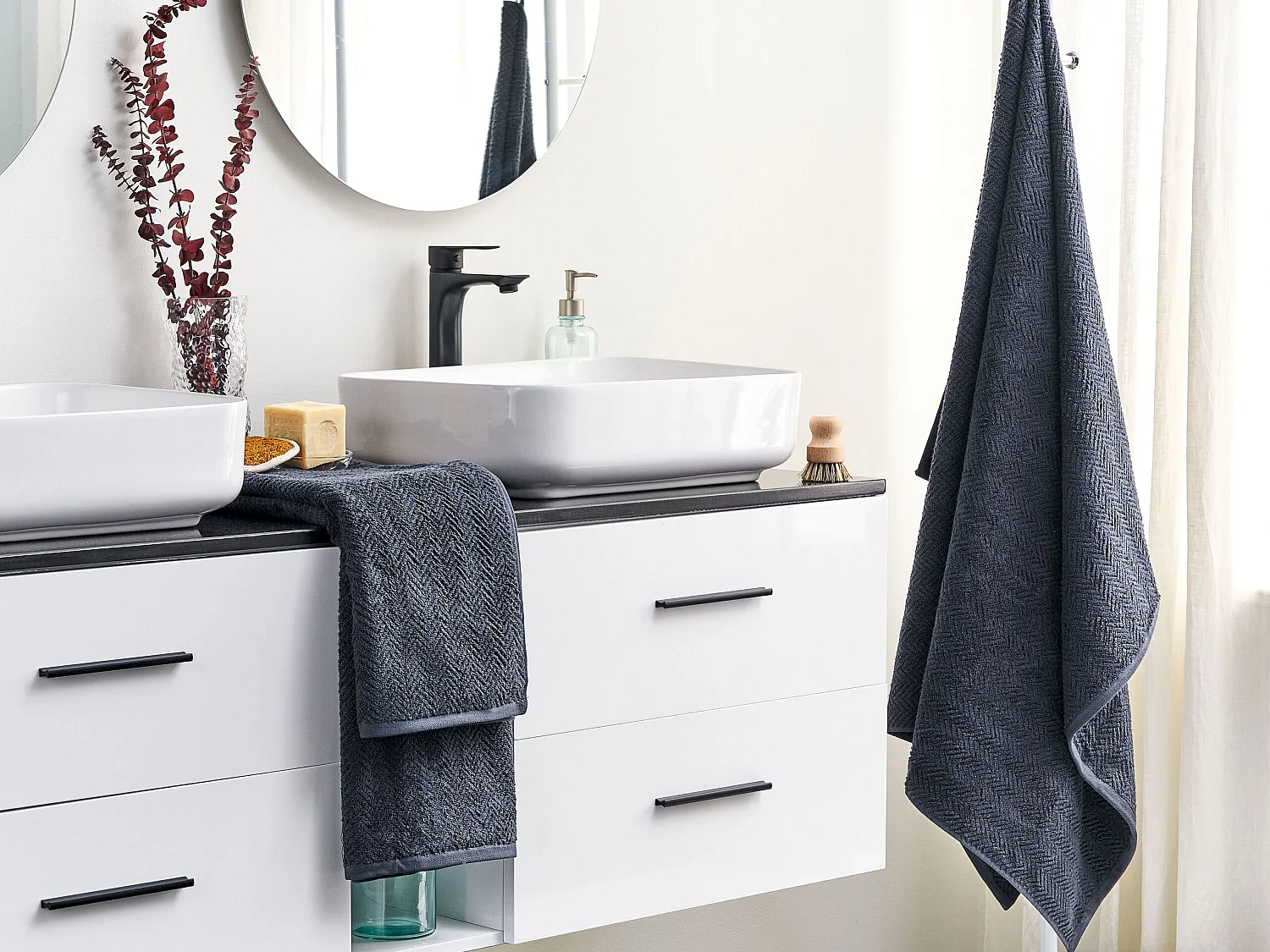 Lot de 2 serviettes MITIARO Tissu éponge Bleu foncé